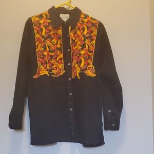 Vintage Quacker Factory Women's Black and Multicolor Peppers Shirt